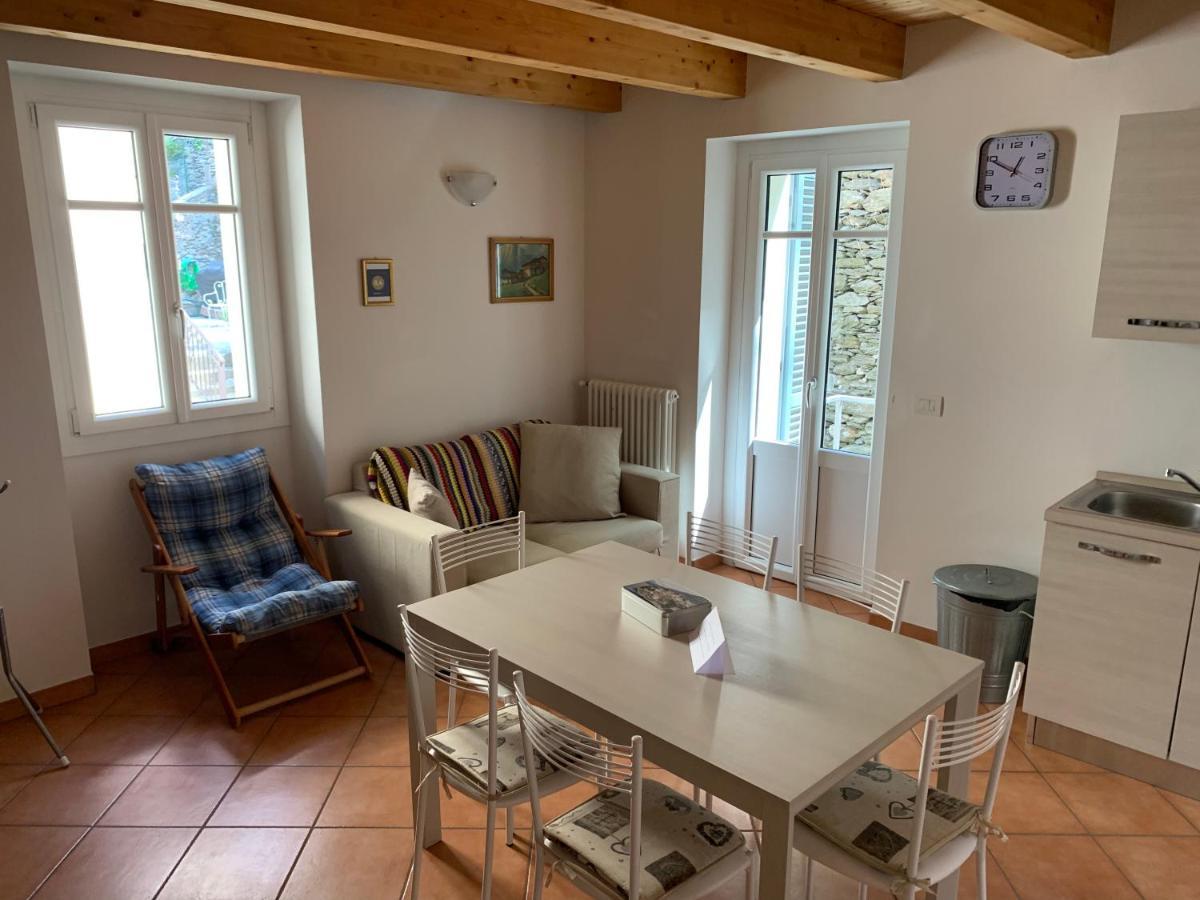 Ferienwohnung Al Castello Dervio Exterior foto
