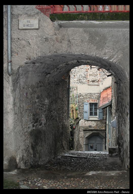 Ferienwohnung Al Castello Dervio Exterior foto